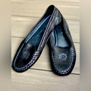 Black Butter Leather Loafers Southwest Moccasins Co. Size 10 Western Cottagecore